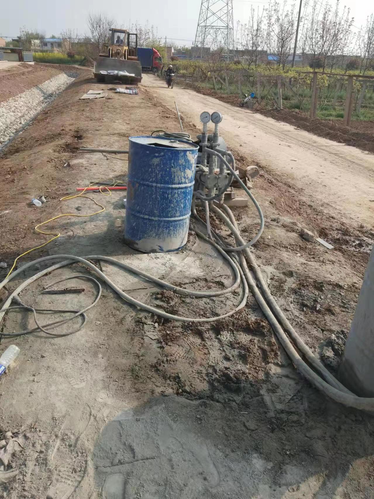 新城街道顶管注浆